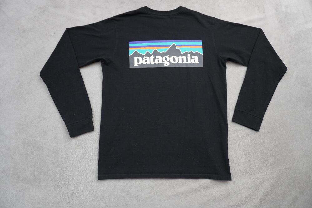 Patagonia Shirt Mens Small Long Sleeve P-6 Logo Responsibili-Tee Graphic Tee